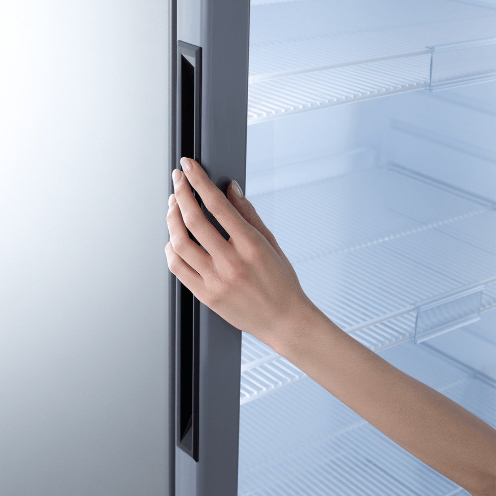 Vitrina Refrigeradora Indurama|Enfriadora vertical 440 Lt. modelo VFV-520LGR-CZ cómpralo en Mi Bodega Ec